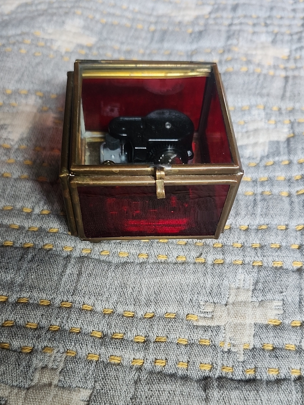 Vintage Red Glass Wind-Up Music Box – Plays "You Light Up My Life"